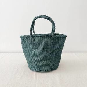 NEW AMSHA women's solid sisal tote in sea grass